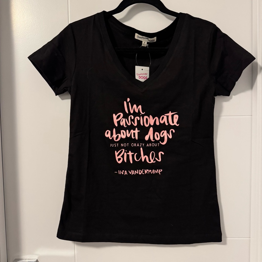 BNWT Vanderpump Dogs Black V-neck T-Shirt with Pink Graphic Text, size S